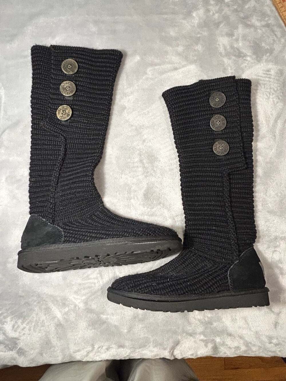 UGG Australia Classic Cardy Women's Black Wool Knit Boots Size 8